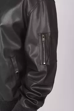 CAMPERA BOND - SNOOP en internet