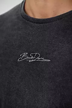 REMERA VELO SANTO - BLACK DYED - comprar online