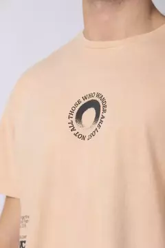 REMERA VCP - DB STORY BEIGE en internet