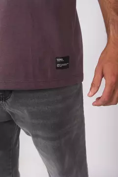 REMERA BOND - IDENTITY en internet