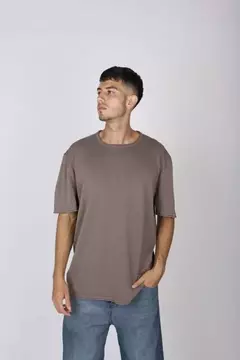 REMERA BOND - NOAH VISON