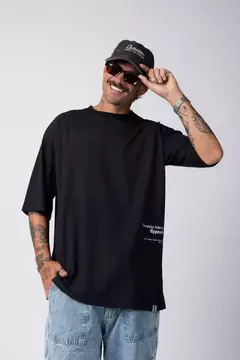REMERA VCP - OVER TAZ BLEND NEGRA - comprar online