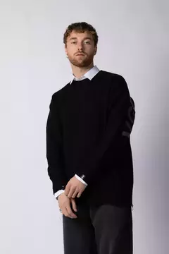 SWEATER VCP - CONCEPT NEGRO - comprar online
