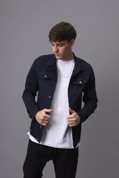 CAMPERA DE JEAN BOND