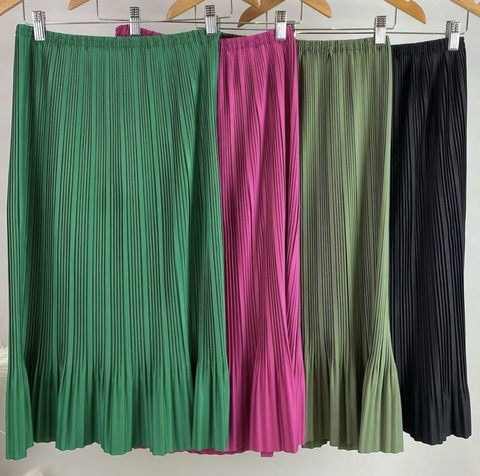 Saia Plissada barra peplum