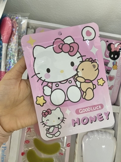 Mascarillas en velo MINIE DAISY Y HELLO KITTY en internet