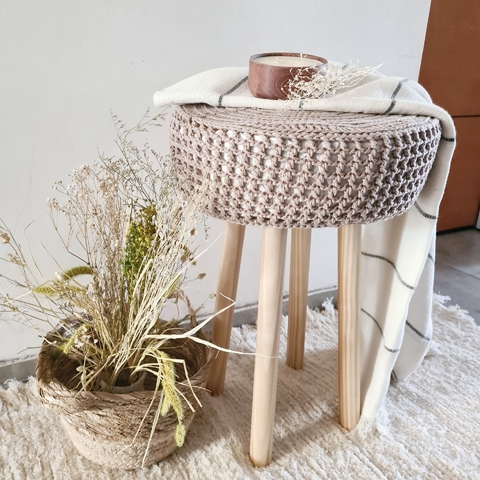 | Banqueta | Indira |