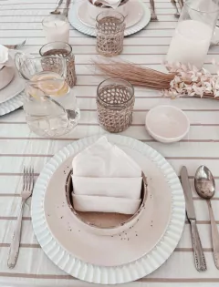 | Plato de Sitio | White en internet