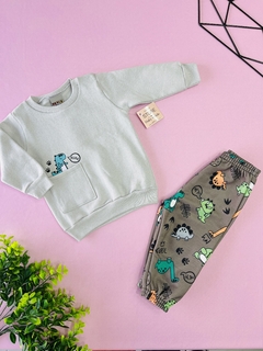 CONJUNTO DE MOLETOM PELUCIADO PIMENTINHA - DINOSSAURO COM BOLSINHO NA FRENTE - Store Baby