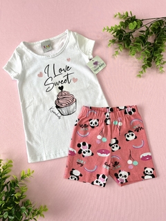 CONJUNTO CAMISA COM CUPCAK E SHORT DE PANDA ROSA - comprar online
