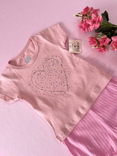 CONJUNTO CAMISA E SHORT - CORAÇÃO ROSA na internet