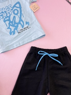 CONJUNTO CAMISA E SHORT AZUL - SPACE SHIP - Store Baby