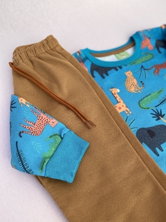 CONJUNTO MOLETOM PELUCIADO - AZUL ANIMAIS na internet