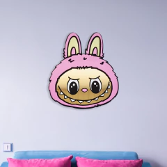 Cuadro Labubu rosa, en madera y espejo acrílico dorado - Trikceri