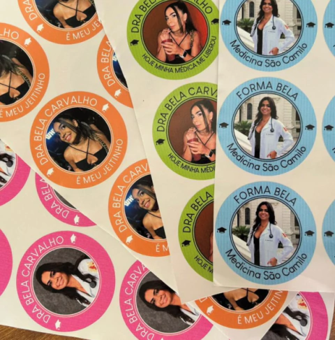 Adesivo de formatura