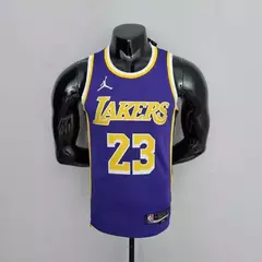 Nba Lakers 23 Jamaes Especial 75 Anos (roxa)