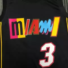 Regata NBA Miami Heat City - Dwane Wade 75 anos - Preto - comprar online