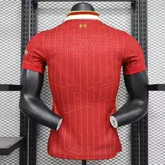 Camisa Liverpool Home I 24/25 Jogador - Vermelha e Amarela na internet
