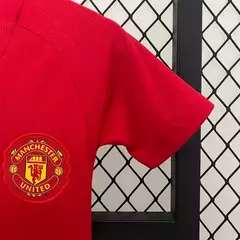 Conjunto Infantil Manchester United Home I Retrô 07/08 na internet
