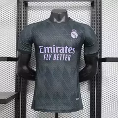 CAMISA REAL MADRID EDIÇÃO ESPECIAL - 24/25 JOGADOR - PRETO/LILÁS