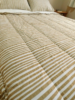 ACOLCHADO QUEEN EN TUSOR REVERSIBLE + FUNDAS