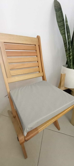 CUBRE SILLA ECO CUERO LISO en internet