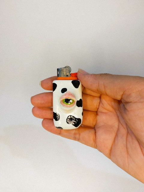 Case Bic pequeno Vaca Loka