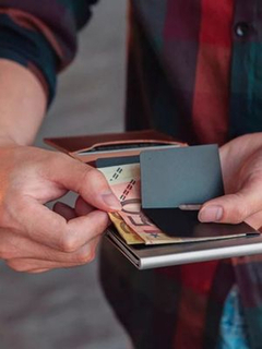 Carteira Slim Porta Cartões De Couro Antifurto Fibra De Carbono Carteira Masculina Porta Cartões - comprar online