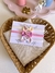 Laço Elisa | Bordado | Personalizado | 3 unidades | Linho Amarelo Candy | Rosa Intenso | Branco - vivaflorir