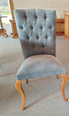 Silla Asia con capitoné