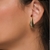 Brinco Ear Hook Design Abaulado com Detalhes em Zircônia Banhada a Ouro 18k na internet