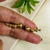 Brinco Ear Cuff de Corações Liso em Banho Ouro 18k na internet