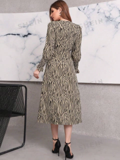 Vestido Feminino Zebrado Elegante - comprar online