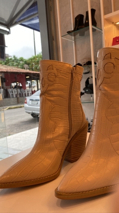 Bota Western Amêndoa
