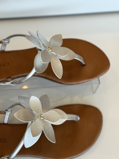 rasteira flori - comprar online