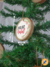 medidas Enfeite bola bolacha pingente pendente rústico de natal para pendura na árvore Decoração natalina personalizada escrito feliz natal com barbante vermelho e branco