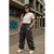 Calça básica estilo street reta larga de tactel com ajuste de cordão na cintura e bolsos unissex - comprar online