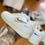 Air Force 1 Multi Swoosh na internet