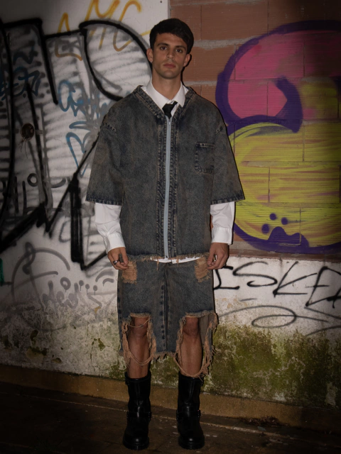 ripped shirt - comprar online
