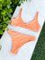 itacoa + hot pants laranja na internet