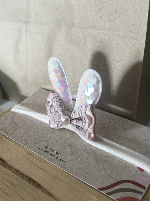 Faixinha de Bebê com Orelhas de Coelho e Laço - comprar online