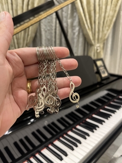 Chaveiro Clave de Sol em Metal - 10 unidades - NELM - Loja Virtual
