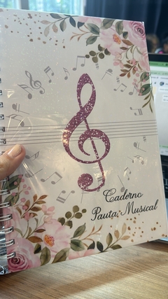 Caderno Pautado - Capa Clave de Sol Rosa florida e holográfica