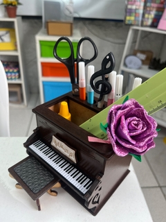 Mini órgão - Porta treco e canetas