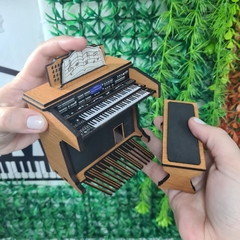 Mini Órgão com pedaleira alongada - MDF - NELM - Loja Virtual