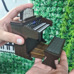Mini Órgão com pedaleira alongada - MDF na internet