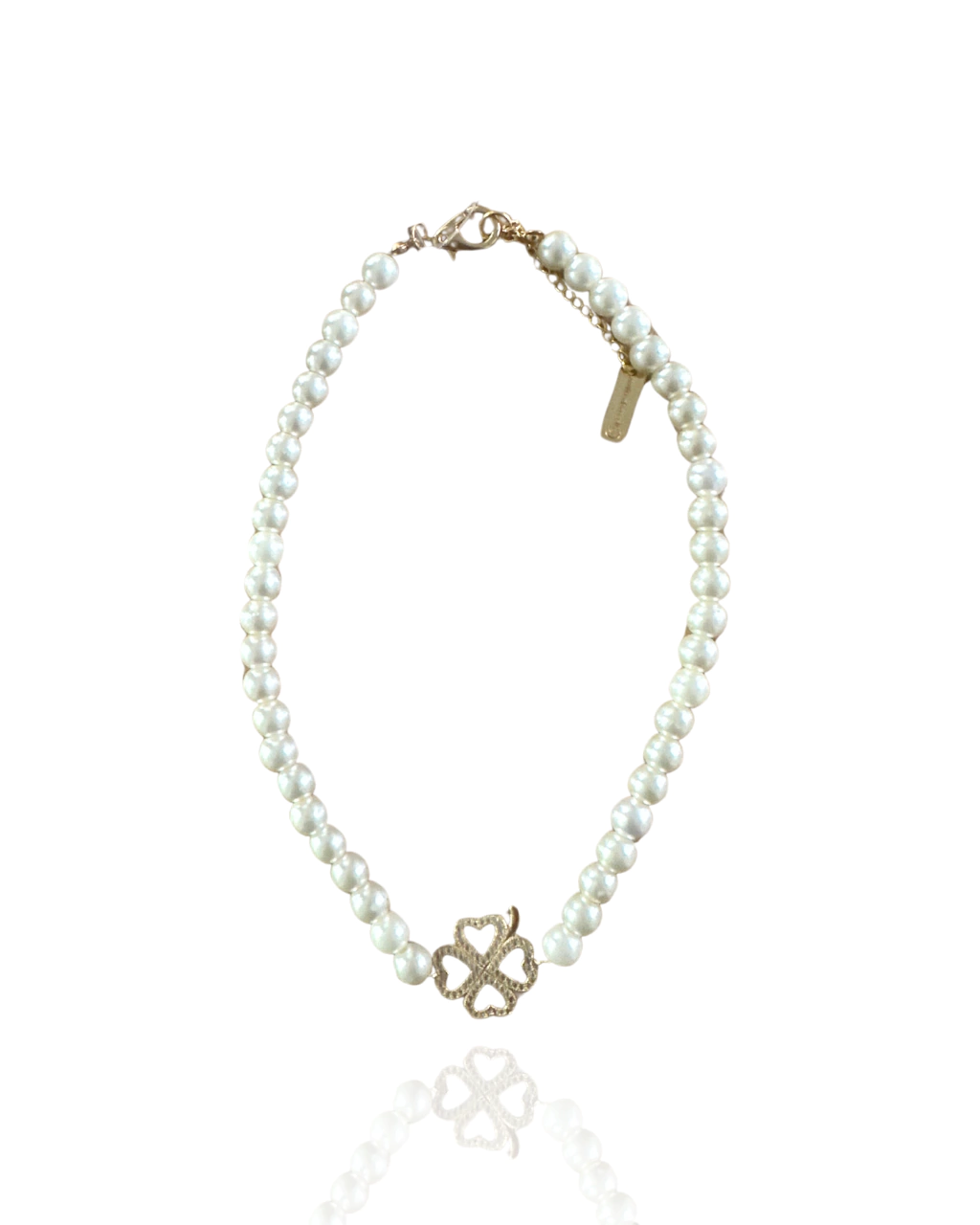 Colar Choker Pérola Shell & Pingente de Trevo com Zircônias