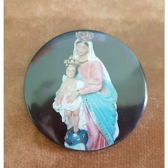 broche botton de nossa senhora da vitória