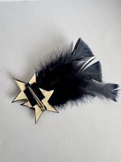Presilha Carnaval Estrelas e Penas em Preto na internet
