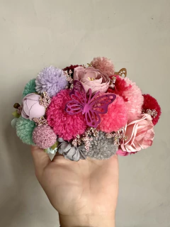 Tiara Carnaval Flores e Pompons Pink - loja online